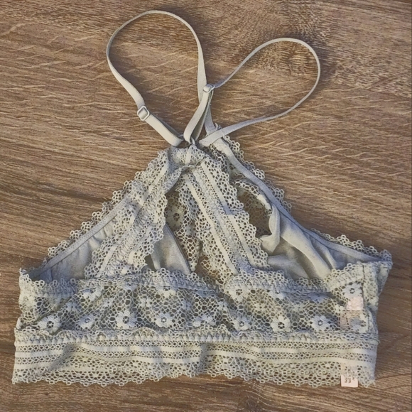 Victoria's Secret Light Green Lace Bralette Sz S - Picture 4 of 7